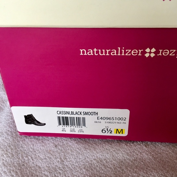 NEW Naturalizer black leather boots - Picture 2 of 4